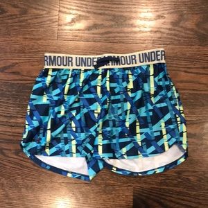 Girls under armor athletic shorts